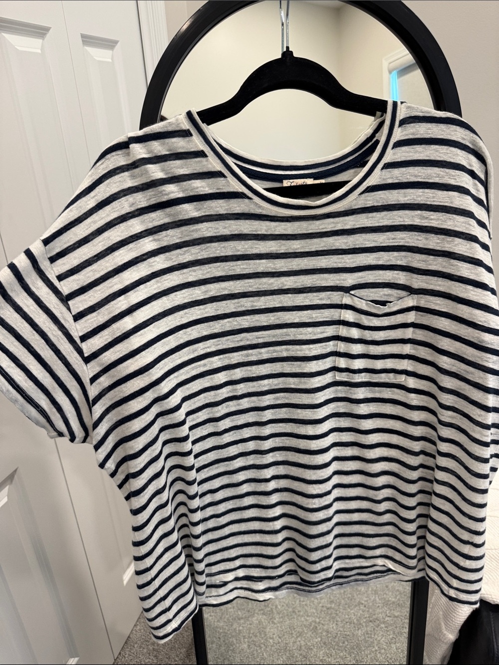 Faherty Linen Striped Pocket Tee in natural linen/cream and Navy